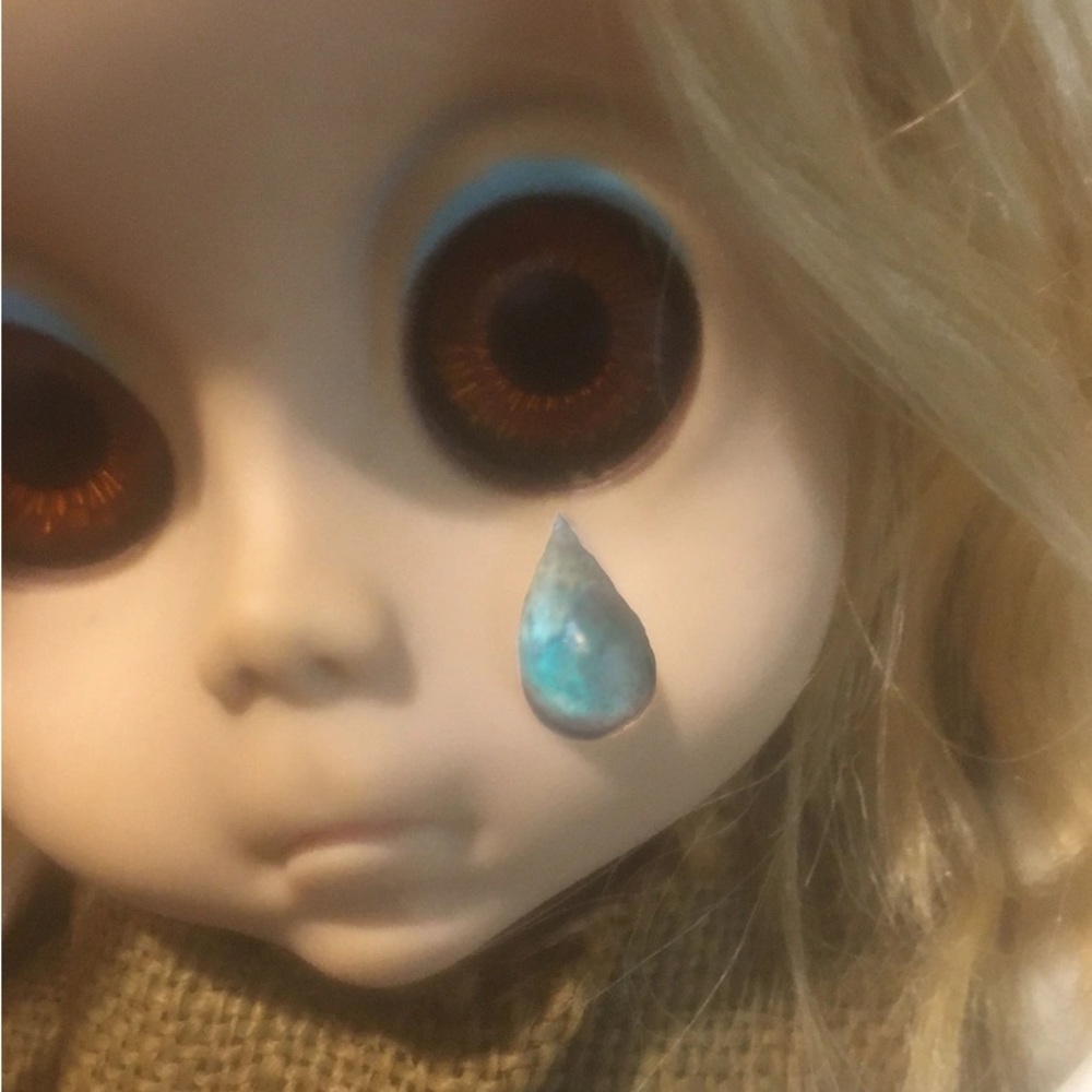 Acrylic Little Miss No Name Doll Repro Tear. Handmade and each tear is unique. - Picture 2 of 5